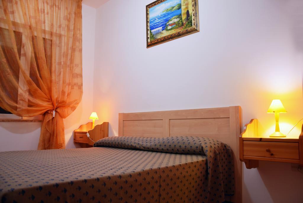 Camping Villaggio Pineta Al Mare Specchiolla Zewnętrze zdjęcie