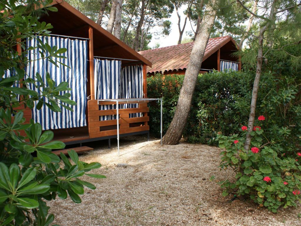 Camping Villaggio Pineta Al Mare Specchiolla Zewnętrze zdjęcie