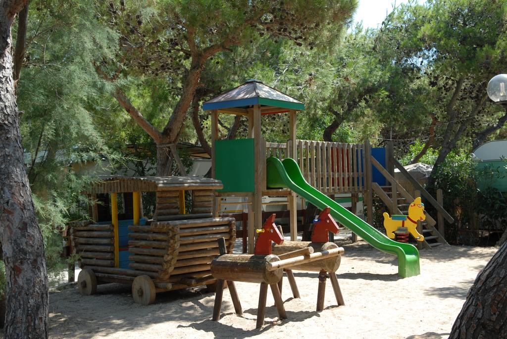 Camping Villaggio Pineta Al Mare Specchiolla Zewnętrze zdjęcie